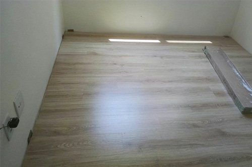 Piso Vinílico - Diadema-SP